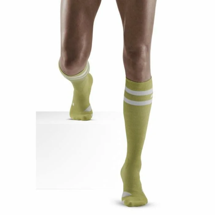 Chaussettes de compression hautes de randonnu00e9e femme CEP Compression 80&rsquo;s [Taille  2]