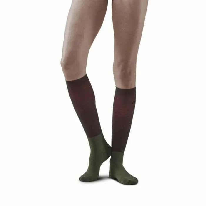 Chaussettes de compression hautes ru00e9cupu00e9ration infrarouge femme CEP Compression [Taille  2]