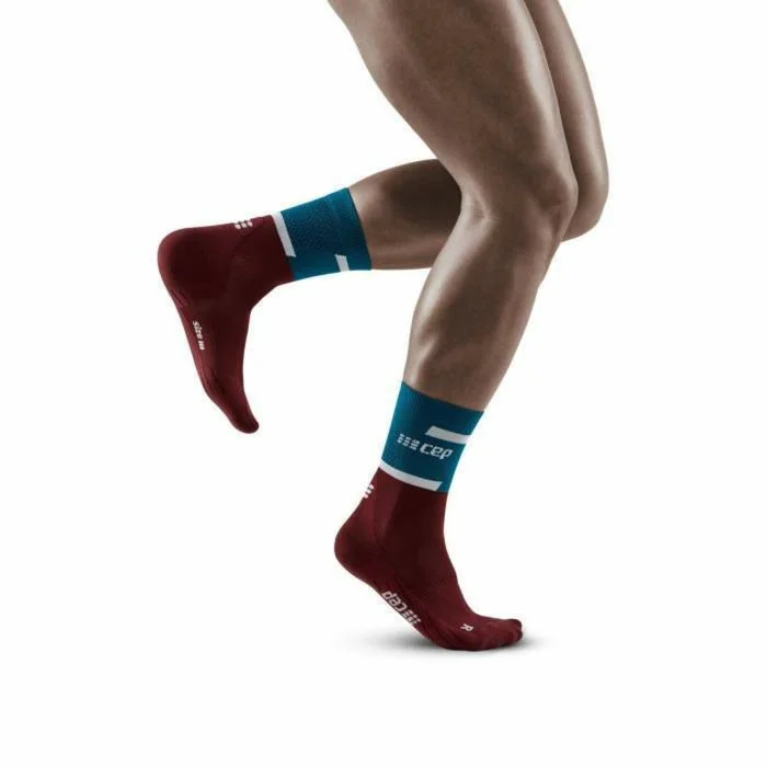 Chaussettes de compression mi-mollets running CEP Compression V4 [Taille  3]
