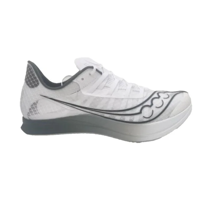 Chaussures d&rsquo;athlu00e9tisme Saucony Terminal VT [Taille 35,5]